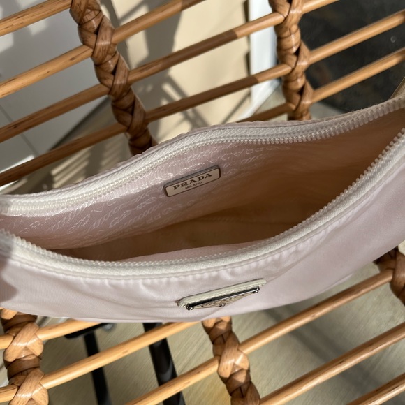 Nylon Prada Re-edition 2000 mini bag - white - used - Picture 7 of 7